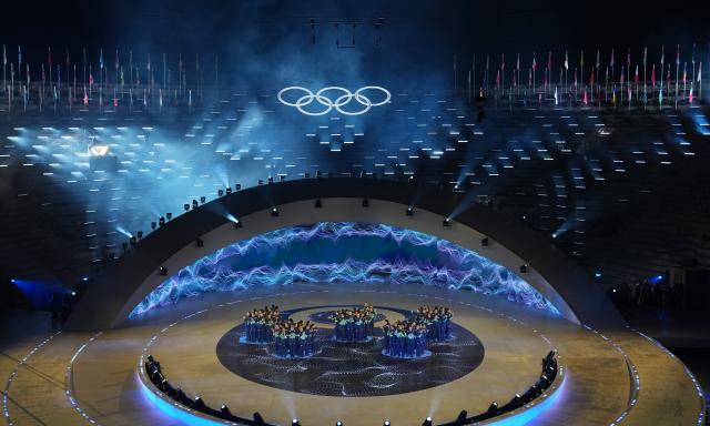 (260222) -- VERONA, Feb. 22, 2026 (Xinhua) -- This photo taken on Feb. 22, 2026 shows the closing ceremony of the Milan-Cortina 2026 Olympic Winter Games at Verona Olympic Arena in Verona, Italy. (Xinhua/Xue Yuge)