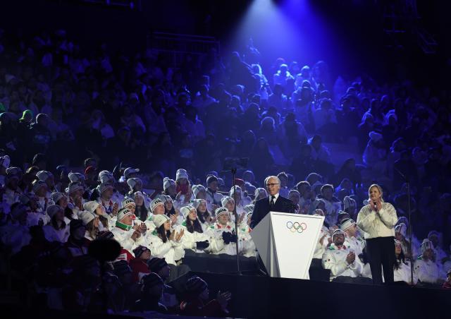 (260222) -- VERONA, Feb. 22, 2026 (Xinhua) -- Giovanni Malago, president of the Milan-Cortina 2026 organizing committee, addresses the closing ceremony of the Milan-Cortina 2026 Olympic Winter Games at Verona Olympic Arena in Verona, Italy, Feb. 22, 2026. (Xinhua/Li Ming)
