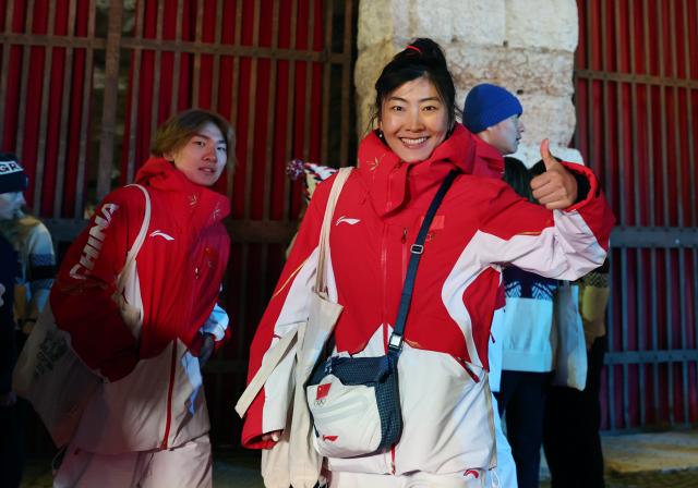 (260222) -- VERONA, Feb. 22, 2026 (Xinhua) -- Xu Mengtao of China gestures after the closing ceremony of the Milan-Cortina 2026 Olympic Winter Games at Verona Olympic Arena in Verona, Italy, Feb. 22, 2026. (Xinhua/Wang Kaiyan)