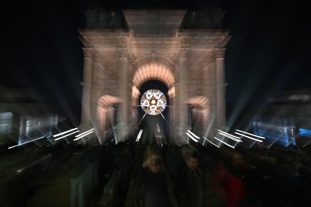 (260222) -- MILAN, Feb. 22, 2026 (Xinhua) -- This photo taken on Feb. 22, 2026 shows the cauldron of the Milan-Cortina 2026 Olympic Winter Games in Milan, Italy. (Xinhua/Wu Wei)