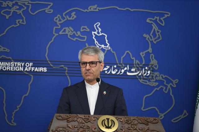 (260223) -- TEHRAN, Feb. 23, 2026 (Xinhua) -- Iranian Foreign Ministry spokesman Esmaeil Baghaei speaks at a weekly press conference in Tehran, Iran, on Feb. 23, 2026. Iranian Foreign Ministry spokesman Esmaeil Baghaei on Monday warned that any attack by the United States against Iran, regardless of its scope and scale, will be considered an act of aggression and followed by consequences. (Xinhua/Shadati)