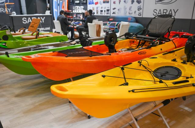 (260223) -- ISTANBUL, Feb. 23, 2026 (Xinhua) -- Boats are seen at the Bosphorus Boat Show in Istanbul, Türkiye, Feb. 23, 2026. The Bosphorus Boat Show, the largest land-based boat exhibition in Türkiye, is held in Istanbul from Feb. 21 to 28. More than 200 exhibitors participated in the event, showcasing a wide range of vessels as well as marine engines and related equipment. (Xinhua/Liu Lei)