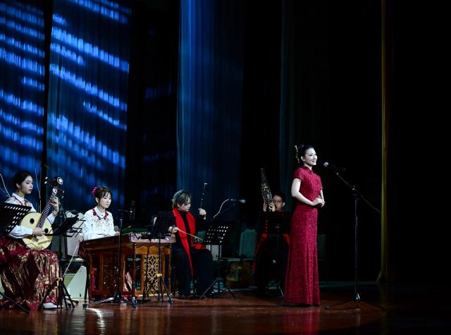 (260224) -- ASHGABAT, Feb. 24, 2026 (Xinhua) -- Artists perform at a "Happy Chinese New Year" celebration event in Ashgabat, Turkmenistan, Feb. 23, 2026. (Chinese Embassy in Turkmenistan/Handout via Xinhua)