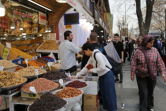 (260224) -- TEHRAN, Feb. 24, 2026 (Xinhua) -- Photo taken on Feb. 24, 2026 shows Grand Bazaar in Tehran, Iran. (Str/Xinhua)