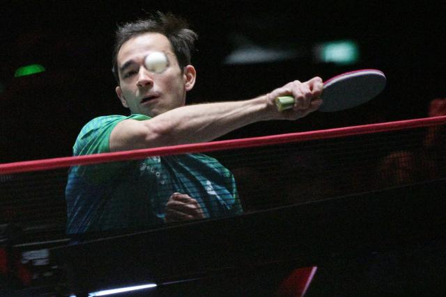 (260227) -- SINGAPORE, Feb. 27, 2026 (Xinhua) -- Hugo Calderano hits a return during the men's singles round of 16 match between Chen Yuanyu of China and Hugo Calderano of Brazil at the World Table Tennis (WTT) Singapore Smash 2026 in Singapore on Feb. 27, 2026. (Photo by Then Chih Wey/Xinhua)