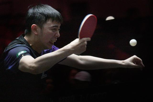 (260227) -- SINGAPORE, Feb. 27, 2026 (Xinhua) -- Chen Yuanyu hits a return during the men's singles round of 16 match between Chen Yuanyu of China and Hugo Calderano of Brazil at the World Table Tennis (WTT) Singapore Smash 2026 in Singapore on Feb. 27, 2026. (Photo by Then Chih Wey/Xinhua)