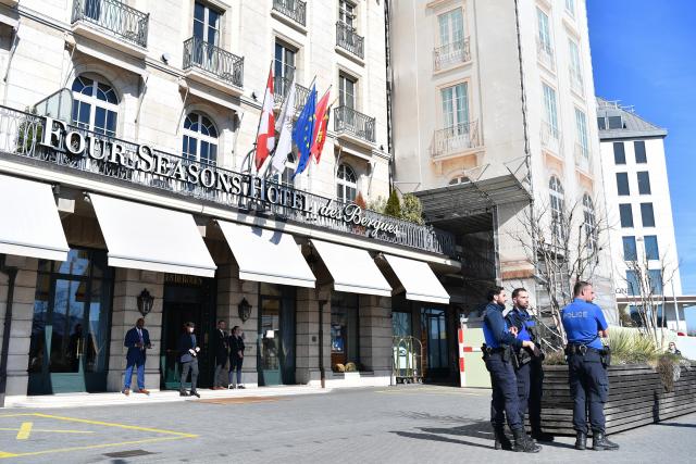 (260227) -- BEIJING, Feb. 27, 2026 (Xinhua) -- Police are seen in Geneva, Switzerland, Feb. 26, 2026. Ukrainian and U.S. delegations began talks in Geneva on Thursday as part of the efforts to end the years-long Ukraine-Russia conflict. (Xinhua/Lian Yi)
