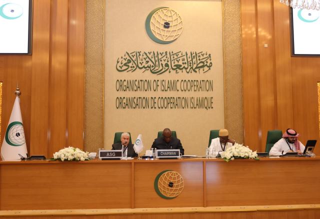 (260227) -- JEDDAH, Feb. 27, 2026 (Xinhua) -- This photo taken on Feb. 26, 2026 shows a scene ahead of an emergency meeting of the Executive Committee of Organization of Islamic Cooperation (OIC) at the level of foreign ministers in Jeddah, Saudi Arabia. The OIC on Thursday rejected Israel's expansion of settlements during an emergency meeting of its Executive Committee at the level of foreign ministers. (Xinhua/Wang Haizhou)