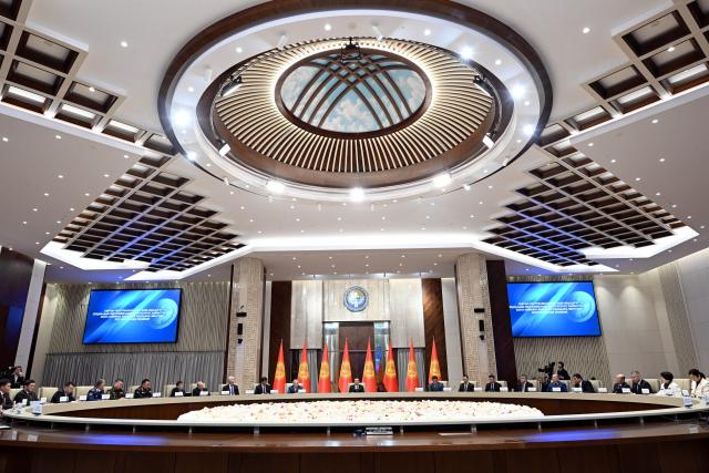 (260227) -- BISHKEK, Feb. 27, 2026 (Xinhua) -- This photo taken on Feb. 27, 2026 shows the scene of a national meeting on Kyrgyzstan's socioeconomic development in 2025 and plans for the coming years held in Bishkek, Kyrgyzstan. TO GO WITH "Kyrgyzstan's economy almost triples in 5 years: president" (Office of the President of the Kyrgyz Republic/Handout via Xinhua)