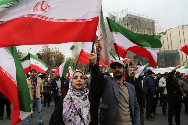 (260301) -- TEHRAN, March 1, 2026 (Xinhua) -- People attend a protest against U.S.-Israeli attacks on Iran, in Tehran, Iran, Feb. 28, 2026.
  The United States and Israel on Saturday launched "major combat operations" against Iran, plunging the war-torn Middle East into a new round of violent conflicts.
Iran has retaliated with a series of counterattacks against Israel and U.S. targets across the region, with explosions reported in Bahrain, Qatar, Kuwait, Jordan, the United Arab Emirates (UAE), and Saudi Arabia, among other countries. (Xinhua)