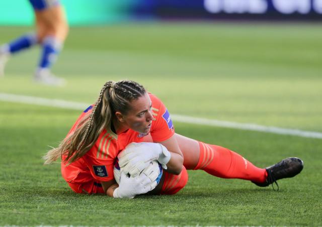 (260301) -- PERTH, March 1, 2026 (Xinhua) -- Goalkeeper Olivia McDaniel of the Philippines makes a save during the group A opener match between Australia and the Philippines at the 2026 AFC Women's Asian Cup at Perth Stadium in Perth, Australia, March 1, 2026. (Photo by Zhou Dan/Xinhua)