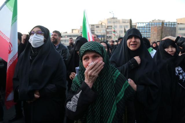 (260302) -- TEHRAN, March 2, 2026 (Xinhua) -- People gather to mourn the death of Iran's Supreme Leader Ayatollah Ali Khamenei in Tehran, Iran, March 1, 2026. Iran's state media confirmed Sunday that its Supreme Leader Ayatollah Ali Khamenei was killed in a joint U.S.-Israeli attack on Saturday, prompting Iranian missile strikes on Israel and U.S. targets across the region. (Xinhua)