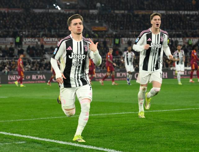 (260302) -- ROME, March 2, 2026 (Xinhua) -- Juventus' Francisco Coincencao (L) celebrates his goal during an Italian Serie A football match between Roma and Juventus in Rome, Italy, March 1, 2026. (Photo by Alberto Lingria/Xinhua)