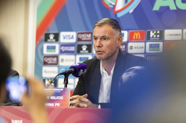 (260302) -- SYDNEY, March 2, 2026 (Xinhua) -- Head coach of Chinese national women's football team Ante Milicic speaks during Team China's press conference of Women's Asian Cup at Western Sydney Stadium in Sydney, Australia, March 2, 2026. (Photo by Hu Jingchen/Xinhua)