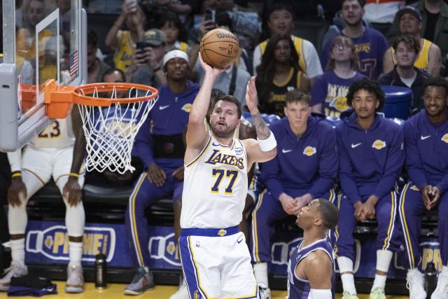 (260302) -- LOS ANGELES, March 2, 2026 (Xinhua) -- Los Angeles Lakers' Luka Doncic (Above) shoots during the 2025-2026 NBA regular season basketball game between Los Angeles Lakers and Sacramento Kings in Los Angeles, the United States, March 1, 2026. (Photo by Ringo Chiu/Xinhua)