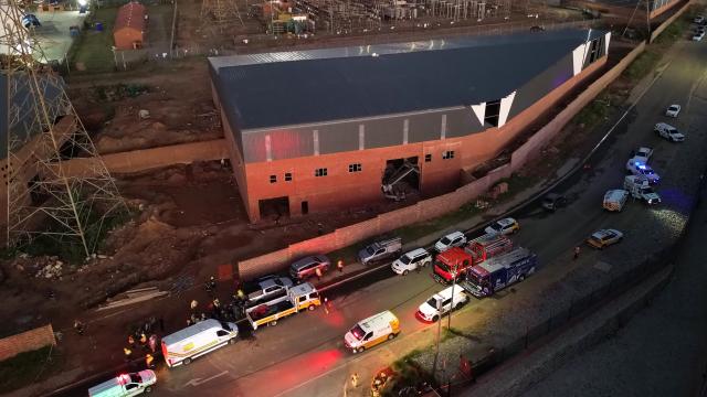 (260302) -- JOHANNESBURG, March 2, 2026 (Xinhua) -- An aerial drone photo taken on March 2, 2026 shows a collapsed building in Johannesburg, South Africa. At least six people were killed and several others remained trapped after a building collapsed on Monday in a southern suburb of Johannesburg, South Africa, local authorities said. (Xinhua/Chen Wei)