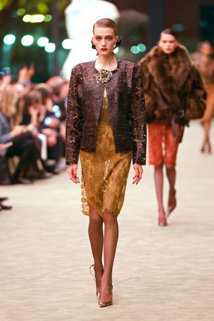 (260304) -- PARIS, March 4, 2026 (Xinhua) -- A model presents a creation from the ready-to-wear Fall/Winter 2026-2027 collections by Saint Laurent during the Paris Fashion Week in Paris, France, on March 3, 2026. (MeetEurope/Handout via Xinhua)