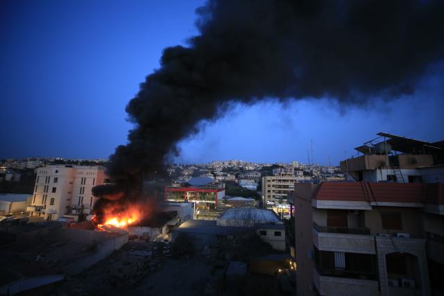 (260304) -- SIDON, March 4, 2026 (Xinhua) -- This photo taken on March 3, 2026 shows the fierce fire and dense smoke at the site of the Islamic Group's offices destroyed by Israeli airstrikes in Sidon, southern Lebanon. (Photo by Ali Hashisho/Xinhua)