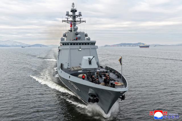 (260305) -- PYONGYANG, March 5, 2026 (Xinhua) -- This photo released by the Korean Central News Agency (KCNA) on March 5, 2026 shows Kim Jong Un, top leader of the Democratic People's Republic of Korea (DPRK), visiting Destroyer Choe Hyon.
  Kim Jong Un expressed satisfaction with the country's navy nuclear armament while visiting Destroyer Choe Hyon, the official KCNA reported Thursday. (KCNA/Handout via Xinhua)