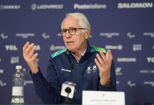 (260305) -- CORTINA D'AMPEZZO, March 5, 2026 (Xinhua) -- Giovanni Malago, president of the Milan-Cortina 2026 organizing committee, speaks during an IPC media briefing at the Milan-Cortina 2026 Paralympic Winter Games in Cortina D'ampezzo, Italy, March 5, 2026. (Xinhua/Hou Zhaokang)