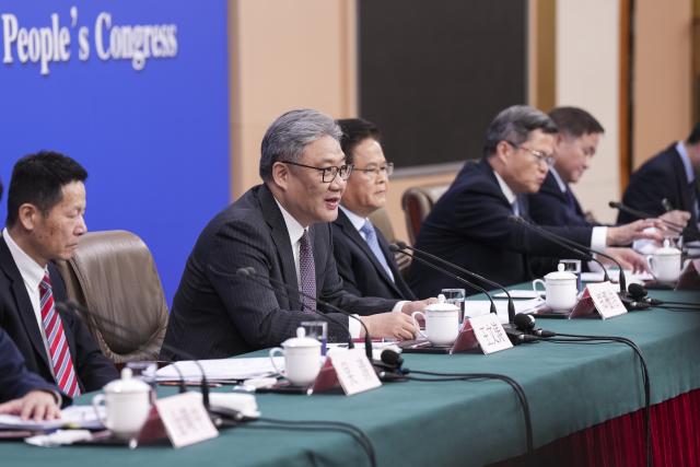 (260306) -- BEIJING, March 6, 2026 (Xinhua) -- A press conference for the fourth session of the 14th National People's Congress (NPC) on economy is held in Beijing, capital of China, March 6, 2026. (Xinhua/Wang Xi)