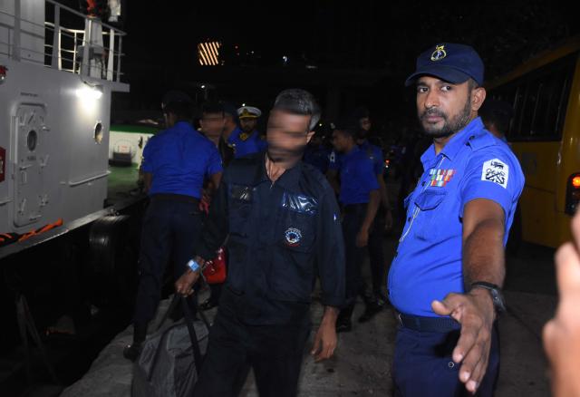 (260306) -- COLOMBO, March 6, 2026 (Xinhua) -- Crew members of the Iranian naval vessel IRIS Bushehr arrive at Colombo Port, Sri Lanka, March 6, 2026. A total of 204 people from the Iranian naval vessel IRIS Bushehr have been brought to Colombo Port, the Sri Lanka Navy said on Friday.
   Navy Media Spokesperson Commander Buddhika Sampath said IRIS Bushehr is scheduled to be taken to the eastern port of Trincomalee later on Friday. (Xinhua)