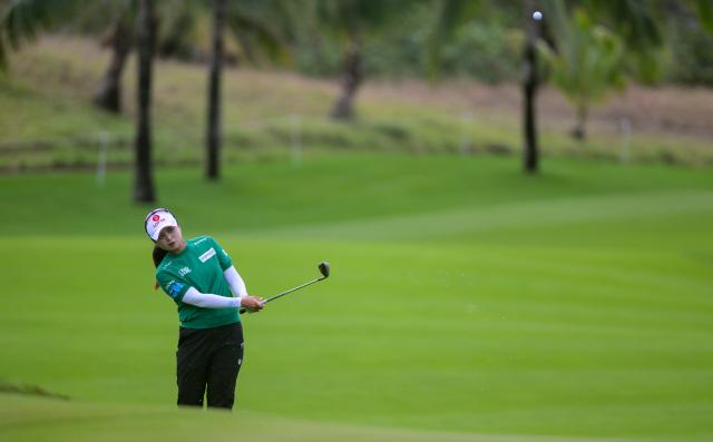 (260306) -- LINGSHUI, March 6, 2026 (Xinhua) -- Choi Hye Jin of South Korea plays a shot during the second round of the Blue Bay LPGA golf tournament in Lingshui, south China's Hainan Province, March 6, 2026. (Xinhua/Yang Guanyu)