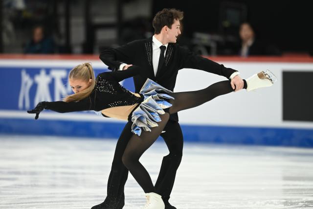 (260307) -- TALLINN, March 7, 2026 (Xinhua) -- Mimi Marler Davies (front)/Joseph Black of Britain compete during the ice dance rhythm dance at the ISU Figure Skating Junior World Championships in Tallinn, Estonia, March 6, 2026. (Photo by Sergei Stepanov/Xinhua)