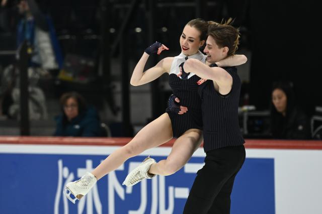 (260307) -- TALLINN, March 7, 2026 (Xinhua) -- Iryna Pidgaina (L)/Artem Koval of Ukraine compete during the ice dance rhythm dance at the ISU Figure Skating Junior World Championships in Tallinn, Estonia, March 6, 2026. (Photo by Sergei Stepanov/Xinhua)
