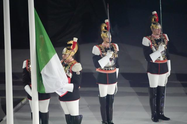 (260307) -- VERONA, March 7, 2026 (Xinhua) -- The Italian national flag is to be raised during the opening ceremony of Milan-Cortina 2026 Paralympic Winter Games at Verona Olympic Arena in Verona, Italy, March 6, 2026. (Xinhua/Cai Yang)