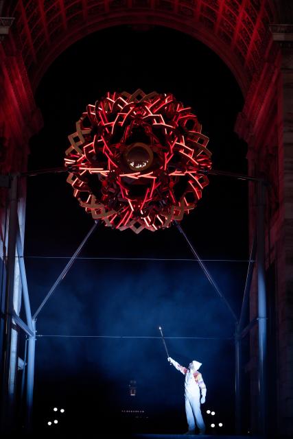 (260307) -- MILAN, March 7, 2026 (Xinhua) -- Gianmaria Dal Maistro of Italy ignites the cauldron of the Milan-Cortina 2026 Paralympic Winter Games at Arco della Pace in Milan, Italy, March 6, 2025. (Xinhua)