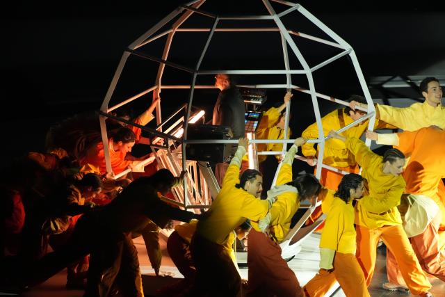 (260307) -- VERONA, March 7, 2026 (Xinhua) -- Actors perform during the opening ceremony of Milan-Cortina 2026 Paralympic Winter Games at Verona Olympic Arena in Verona, Italy, March 6, 2026. (Xinhua/Hou Jun)