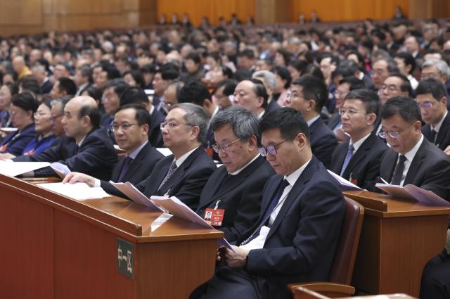 (260307) -- BEIJING, March 7, 2026 (Xinhua) -- The second plenary meeting of the fourth session of the 14th National Committee of the Chinese People's Political Consultative Conference (CPPCC) is held at the Great Hall of the People in Beijing, capital of China, March 7, 2026. (Xinhua/Liu Weibing)