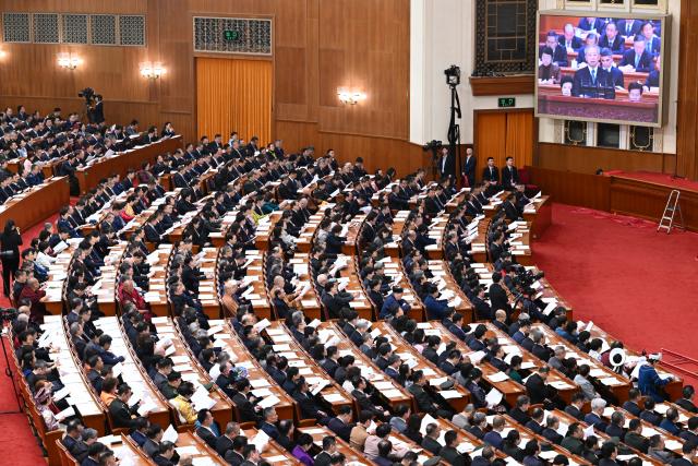 (260307) -- BEIJING, March 7, 2026 (Xinhua) -- The second plenary meeting of the fourth session of the 14th National Committee of the Chinese People's Political Consultative Conference (CPPCC) is held at the Great Hall of the People in Beijing, capital of China, March 7, 2026. (Xinhua/Li He)