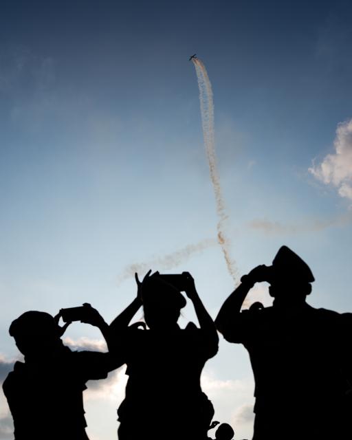 (260307) -- COLOMBO, March 7, 2026 (Xinhua) -- People attend the exhibition and air show to mark the 75th anniversary of the Sri Lanka Air Force in Colombo, Sri Lanka, on March 6, 2026. (Photo by Thilina Kaluthotage/Xinhua)