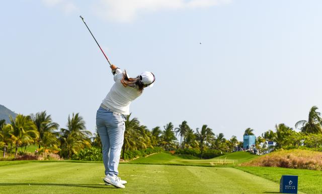 (260307) -- LINGSHUI, March 7, 2026 (Xinhua) -- Choi Hye Jin of South Korea plays a shot during the third round of the Blue Bay LPGA golf tournament in Lingshui, south China's Hainan Province, March 7, 2026. (Xinhua/Yang Guanyu)