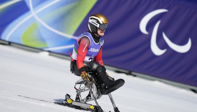 (260307) -- CORTINA D'AMPEZZO, March 7, 2026 (Xinhua) -- Anna-Lena Forster of Germany competes during the para alpine skiing women's downhill sitting match at the Milan-Cortina 2026 Paralympic Winter Games in Cortina D'ampezzo, Italy, March 7, 2026. (Xinhua/Wang Kaiyan)