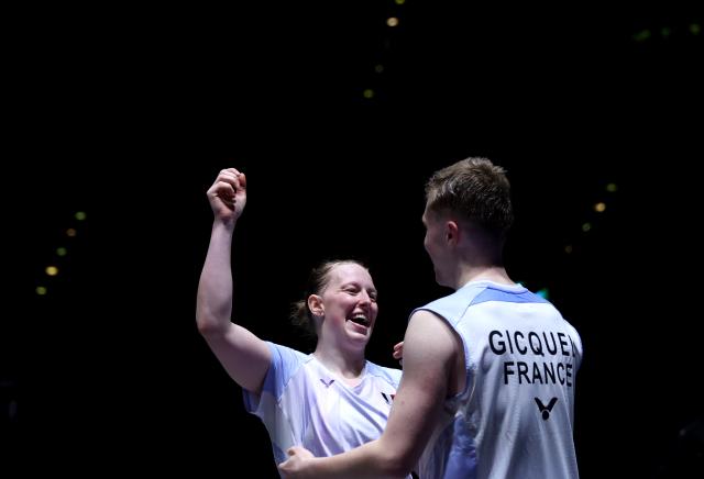 (260307) -- BIRMINGHAM, March 7, 2026 (Xinhua) -- Thom Gicquel/Delphine Delrue (L) celebrate after winning the mixed doubles semifinal between Guo Xinwa/Chen Fanghui of China and Thom Gicquel/Delphine Delrue of France at the All England Open Badminton Championships 2026 in Birmingham, Britain, March 7, 2026. (Xinhua/Li Ying)