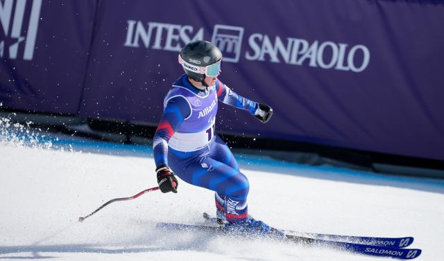(260308) -- CORTINA D'AMPEZZO, March 8, 2026 (Xinhua) -- Aurelie Richard of France competes during the para alpine skiing women's downhill standing match at the Milan-Cortina 2026 Paralympic Winter Games in Cortina D'ampezzo, Italy, March 7, 2026. (Xinhua/Wang Kaiyan)