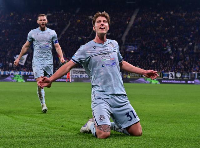 (260308) -- BERGAMO, March 8, 2026 (Xinhua) -- Udinese's Thomas Kristensen celebrates his goal during a Serie A football match between Atalanta and Udinese in Bergamo, Italy, March 7, 2026. (Photo by Alberto Lingria/Xinhua)