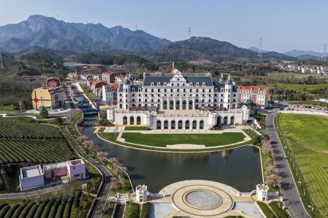 (260310) -- JINHUA, March 10, 2026 (Xinhua) -- An aerial drone photo taken on March 10, 2026 shows a scenic area in Jinhua City, east China's Zhejiang Province. (Xinhua/Xu Yu)