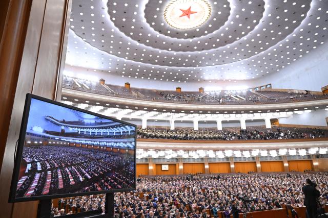 (260311) -- BEIJING, March 11, 2026 (Xinhua) -- The closing meeting of the fourth session of the 14th National Committee of the Chinese People's Political Consultative Conference (CPPCC) is held at the Great Hall of the People in Beijing, capital of China, March 11, 2026. (Xinhua/Shen Hong)