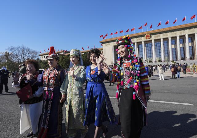 (260311) -- BEIJING, March 11, 2026 (Xinhua) -- Members of the 14th National Committee of the Chinese People's Political Consultative Conference (CPPCC) leave the Great Hall of the People after the closing meeting of the fourth session of the 14th CPPCC National Committee in Beijing, capital of China, March 11, 2026. (Xinhua/Wang Xi)