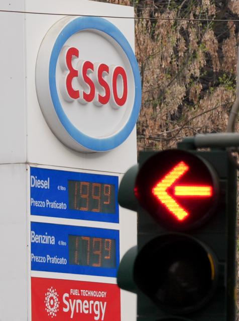 (260311) -- MILAN, March 11, 2026 (Xinhua) -- This photo taken on March 11, 2026 shows a price board of a gas station in Milan, Italy. European Commission President Ursula von der Leyen said on Wednesday the Middle East conflict has imposed heavy economic costs on Europe, driving up energy prices and adding billions of euros to import bills. (Xinhua/Li Jing)
