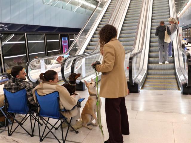 (260312) -- RAMAT GAN, March 12, 2026 (Xinhua) -- People spend the night on a platform of a subway station in Ramat Gan, Israel, on March 11, 2026. Alarms were activated across Israel on Wednesday night as air defenses detected missiles and rockets launched from Iran and Lebanon. (Photo by Gil Cohen Magen/Xinhua)