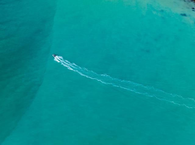 (260312) -- AKTAU, March 12, 2026 (Xinhua) -- An aerial drone photo taken on March 10, 2026 shows a coast scenery of the Caspian Sea in Aktau, Kazakhstan. (Xinhua/Li Renzi)