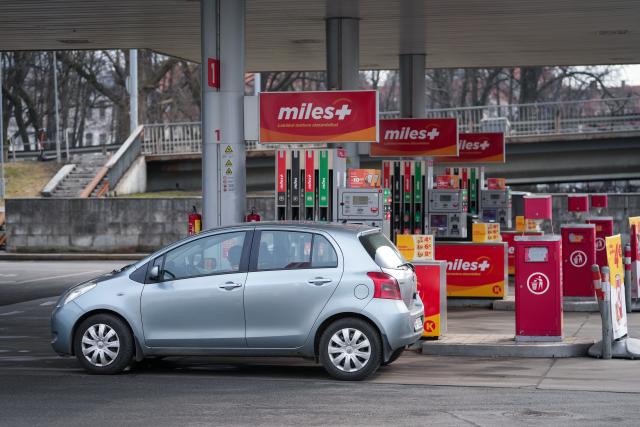(260312) -- RIGA, March 12, 2026 (Xinhua) -- A car is seen at a fuel station in Riga, Latvia, March 12, 2026. Fuel prices in Latvia has risen recently as the Middle East conflict disrupted global oil supplies. (Photo by Edijs Palens/Xinhua)