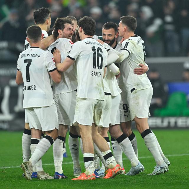 (260314) -- MOENCHENGLADBACH, March 14, 2026 (Xinhua) -- Players of Borussia Moenchengladbach celebrate scoring during the German first division of Bundesliga football match between Borussia Moenchengladbach and FC St. Pauli in Moenchengladbach, Germany, March 13, 2026. (Photo by Ulrich Hufnagel/Xinhua)