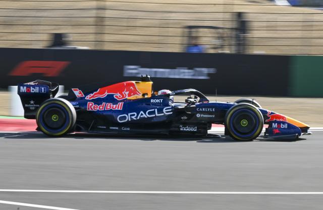 (260314) -- SHANGHAI, March 14, 2026 (Xinhua) -- Red Bull Racing's Max Verstappen of the Netherlands competes during the Qualifying of Formula One Chinese Grand Prix at Shanghai International Circuit in Shanghai, China, March 14, 2026. (Xinhua/Chen Haoming)