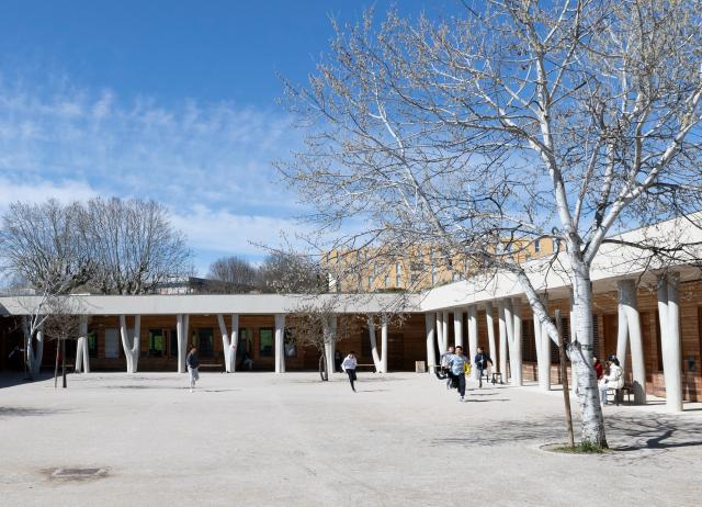(260314) -- MANOSQUE, March 14, 2026 (Xinhua) -- Students run on campus at the Provence-Alpes-Cote d'Azur International School in Manosque, France, March 12, 2026. Chinese President Xi Jinping recently replied to a letter from teachers and students of the Chinese language class at the Provence-Alpes-Cote d'Azur International School in France, extending his best wishes to them as well as all the teachers and students of the school.
TO GO WITH "Xiplomacy: Xi's reply inspires youth support for China-France, China-Europe friendship" (Xinhua/Wu Huiwo)